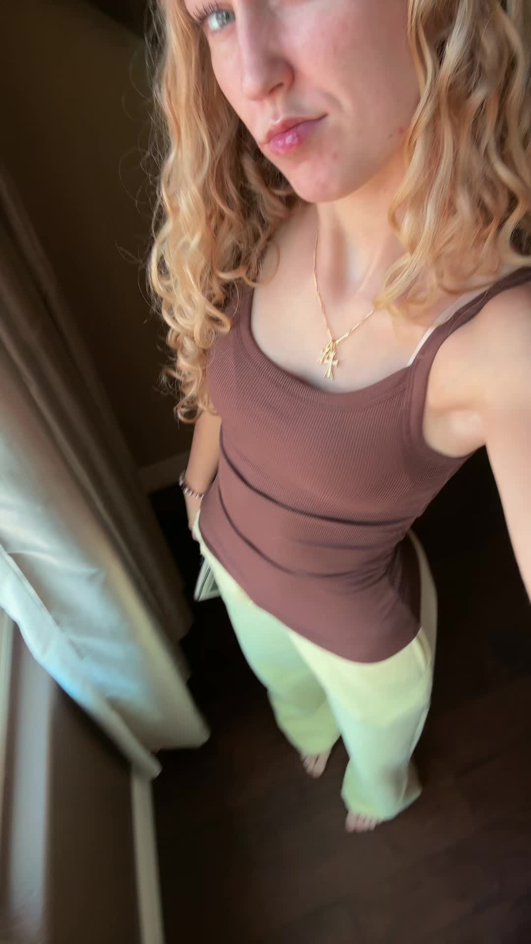 @Chlo3📸