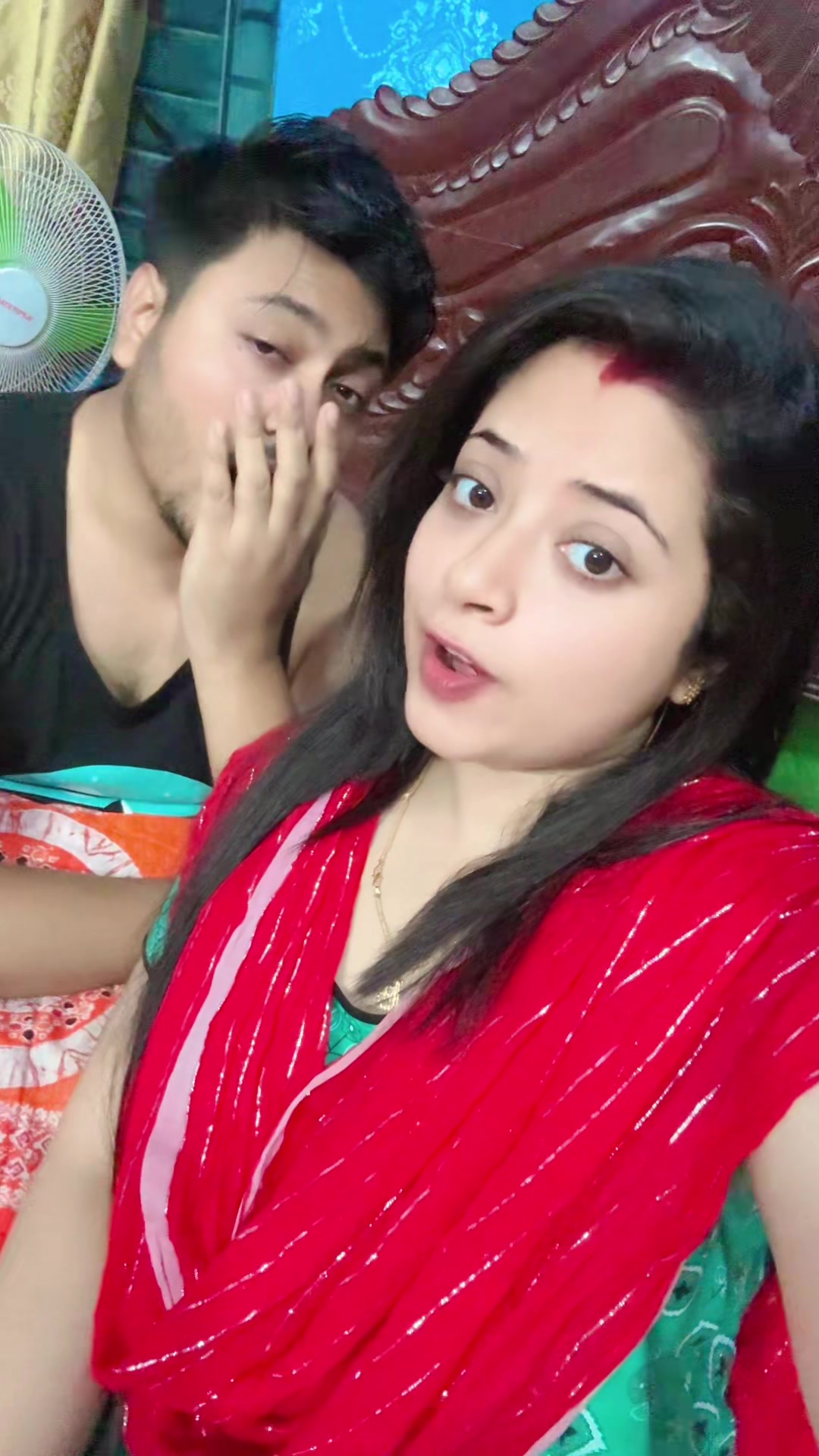 @Smile~coupleđPRIYOâ¤ī¸SWOSTIKA