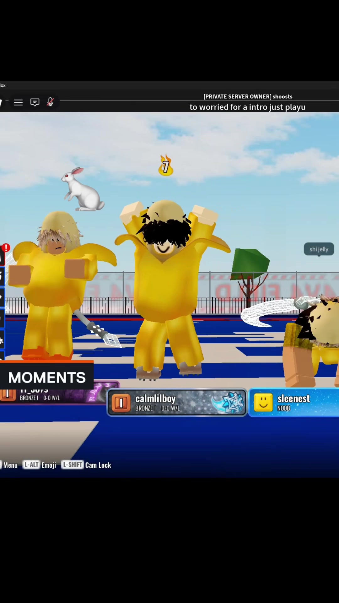 @⃟