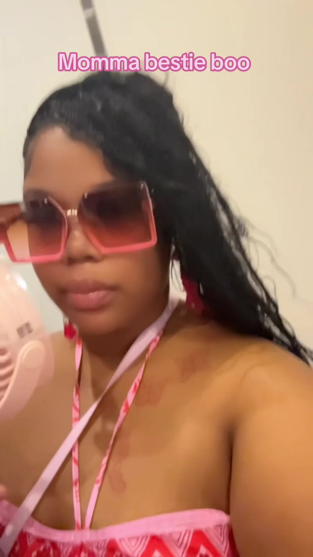 @Lady_.Desi