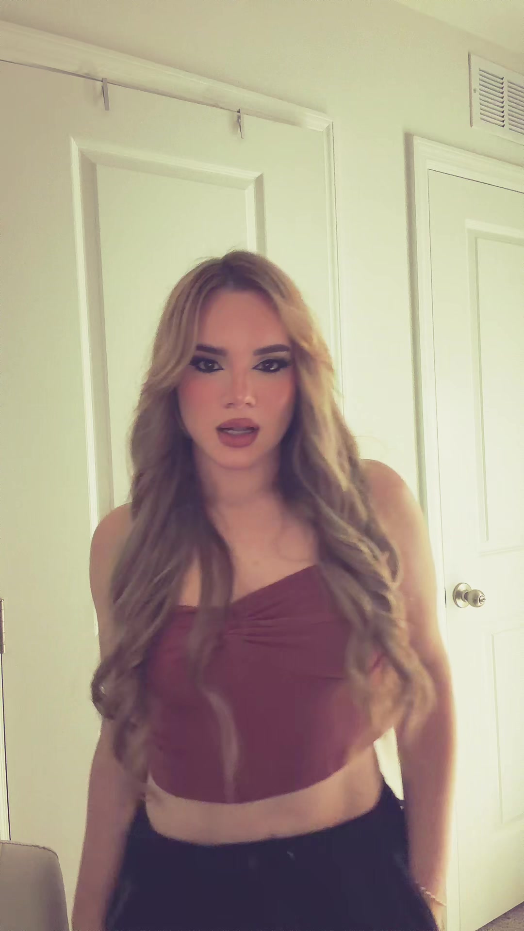 @Isabella J