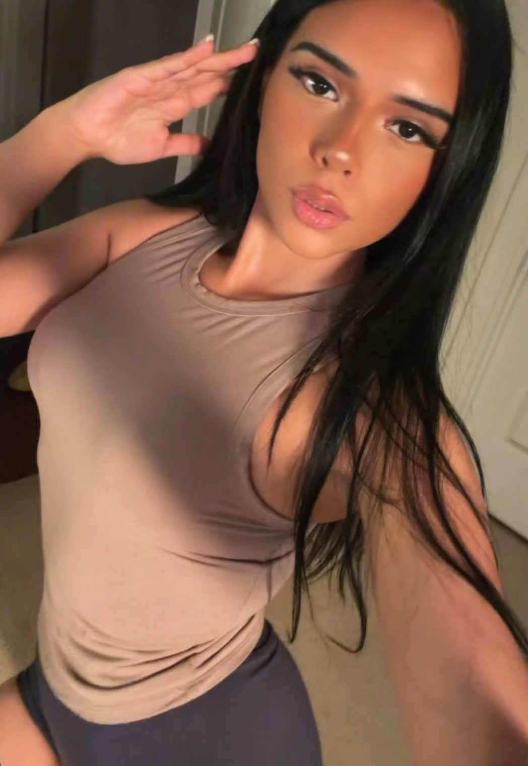 @latinaalexxx