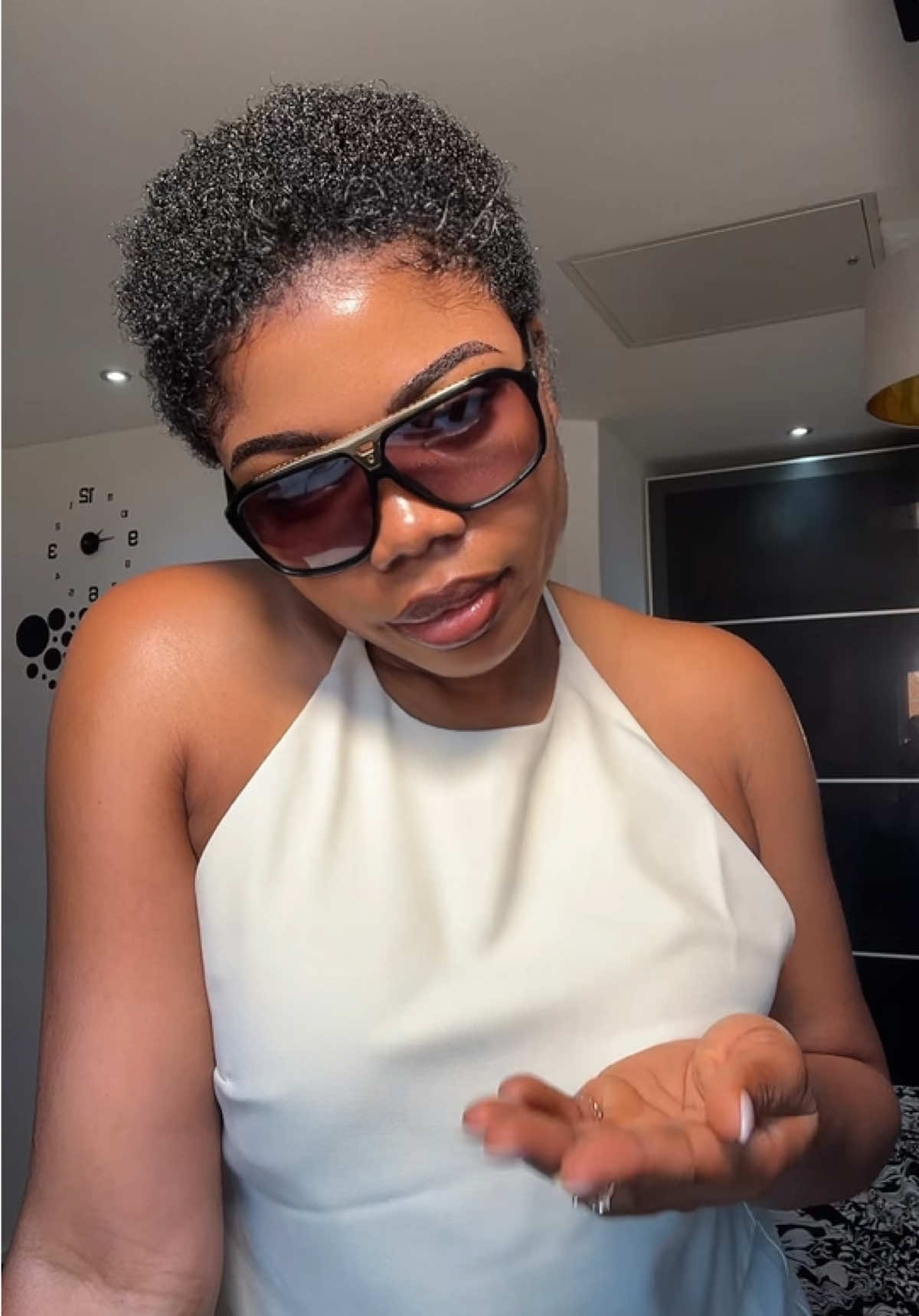 @ENDEE TheVibeQueen🎙️👑