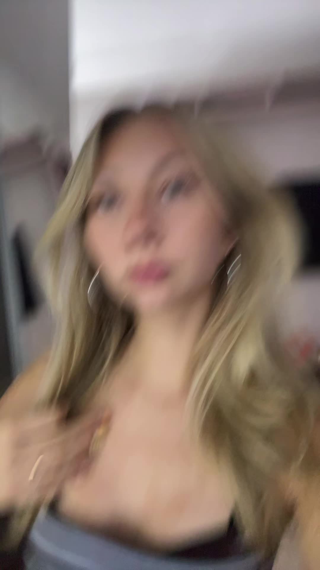 @d🦢