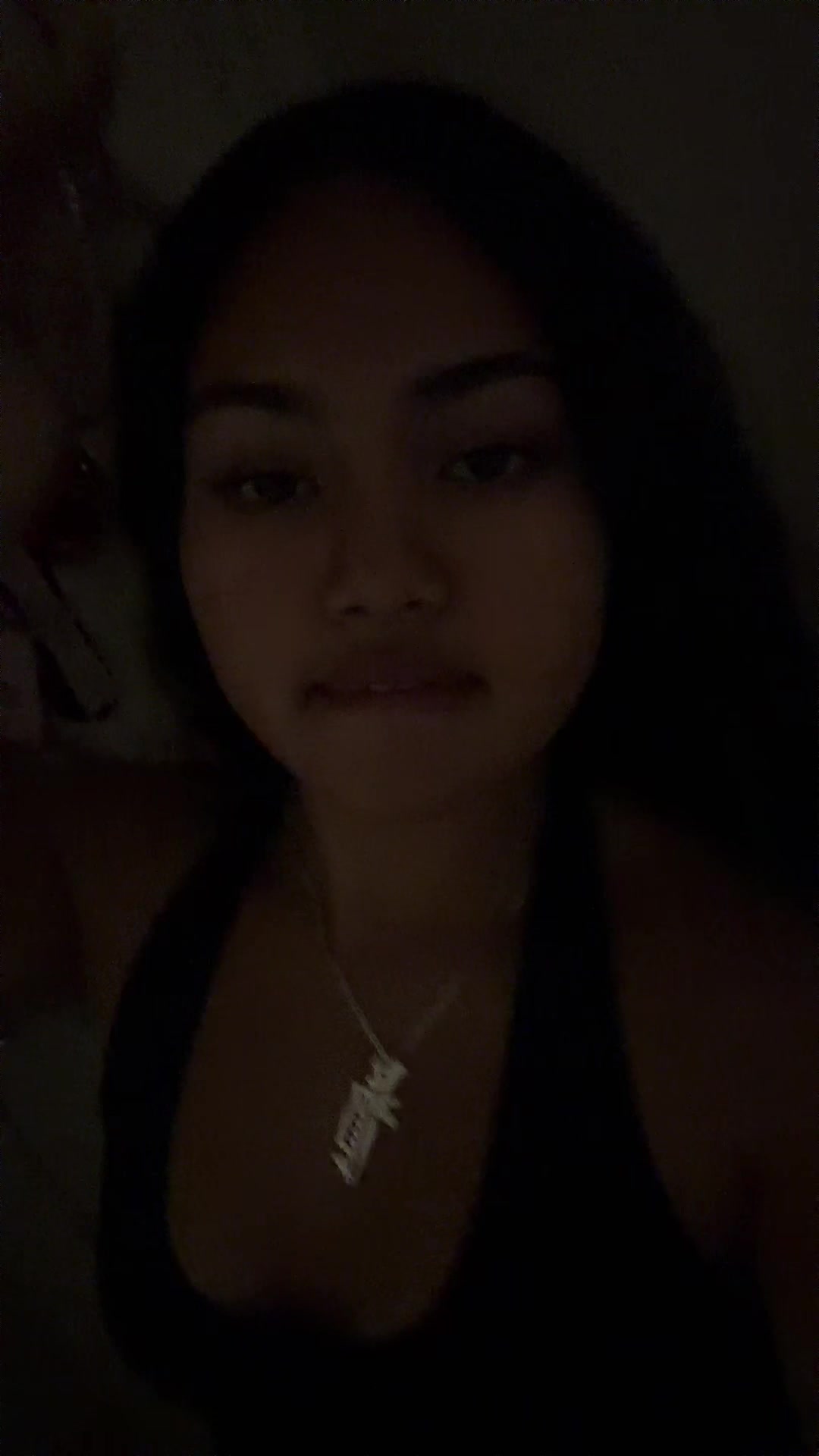 @AnnieFlores