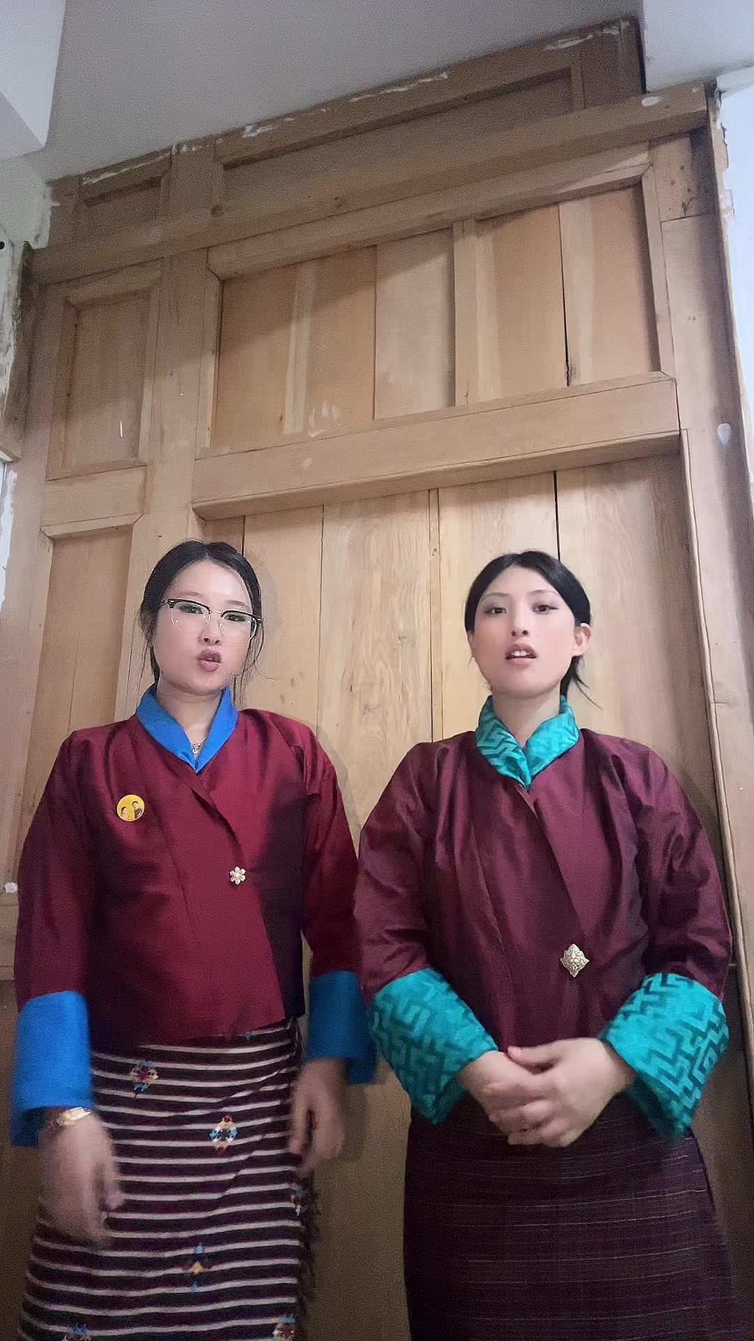 @མཁའ་འགྲོ་དབང་མོ།