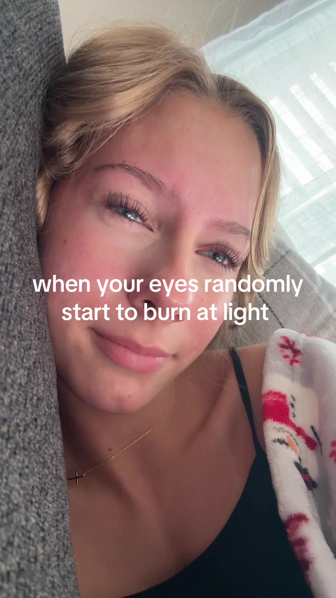 @izzietriesherbest