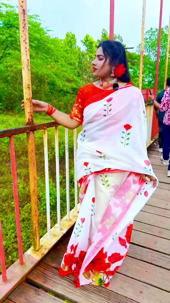 @সবুজ