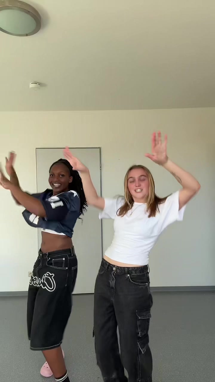 @zim_coolest_gogo