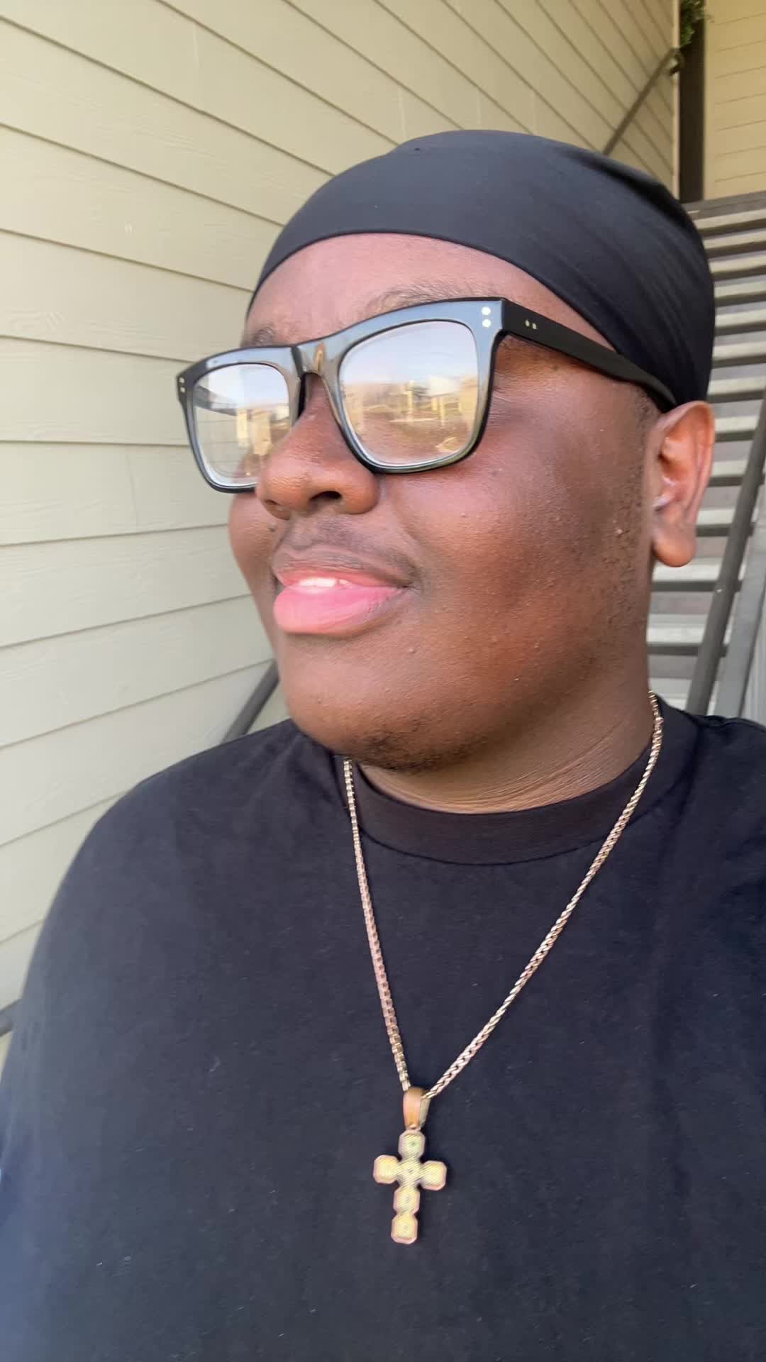 @johnlovesbrownskins