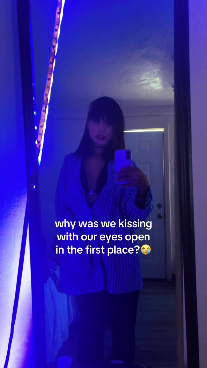 @hoodsprinc3ss