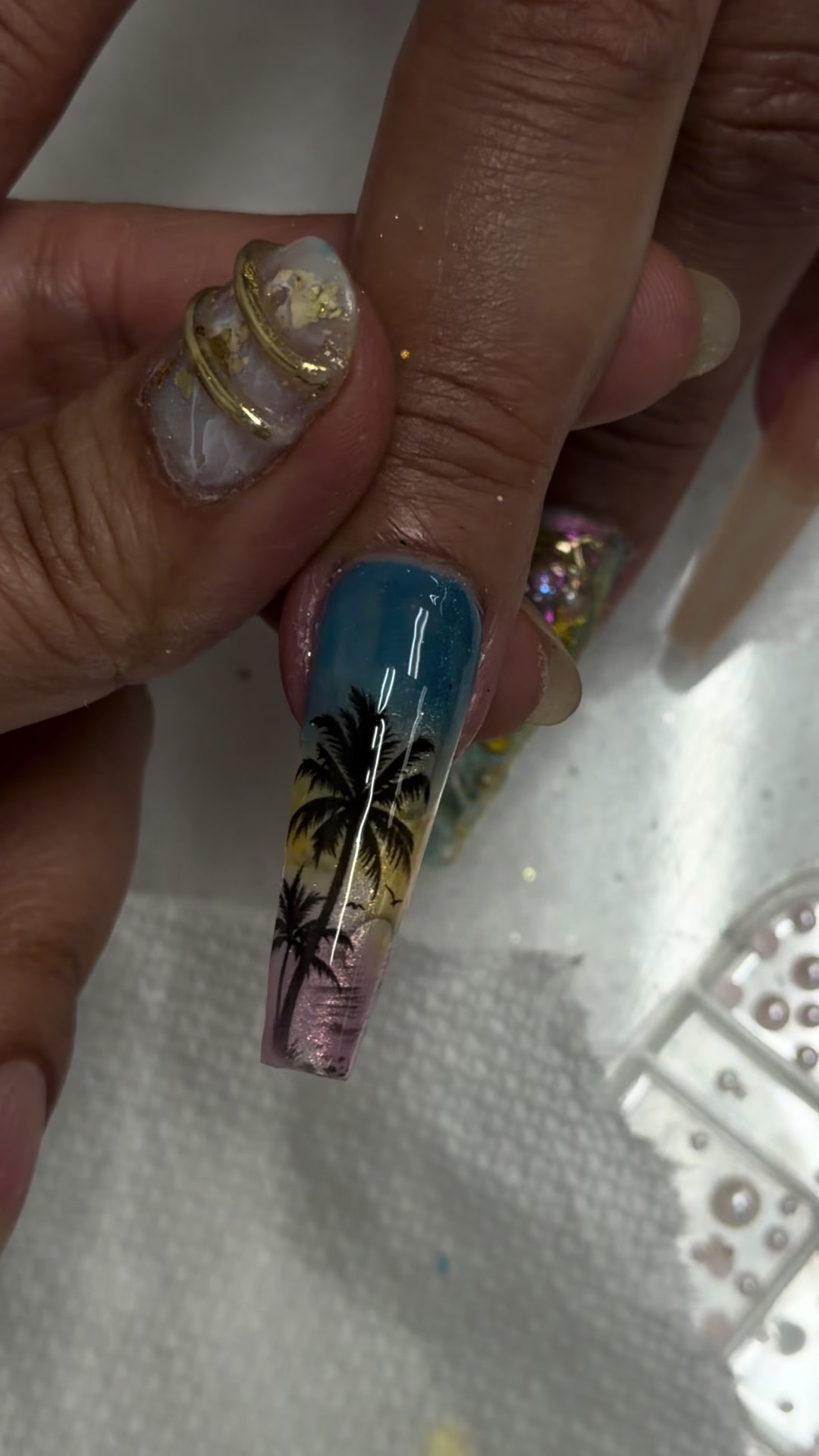 @Riya's Nails
