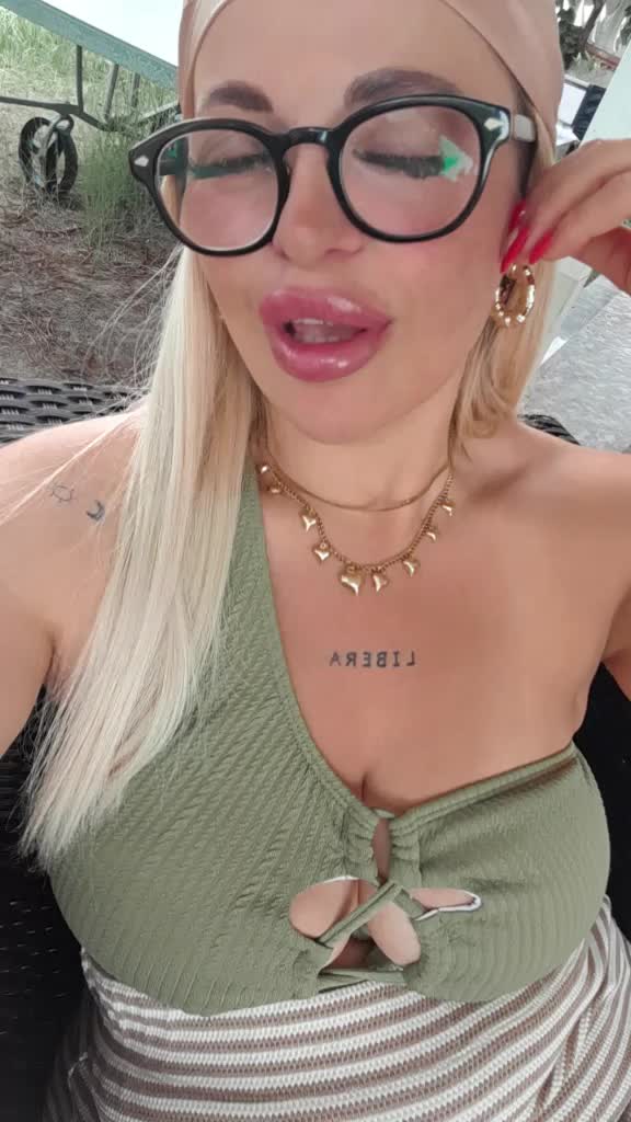 @Angela Auriemma