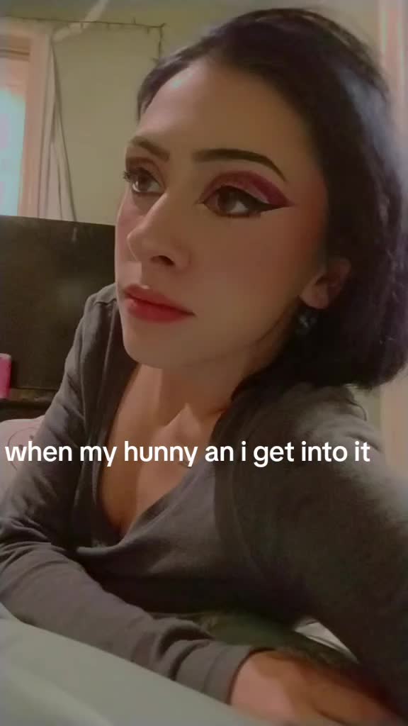@izzy_honeyy