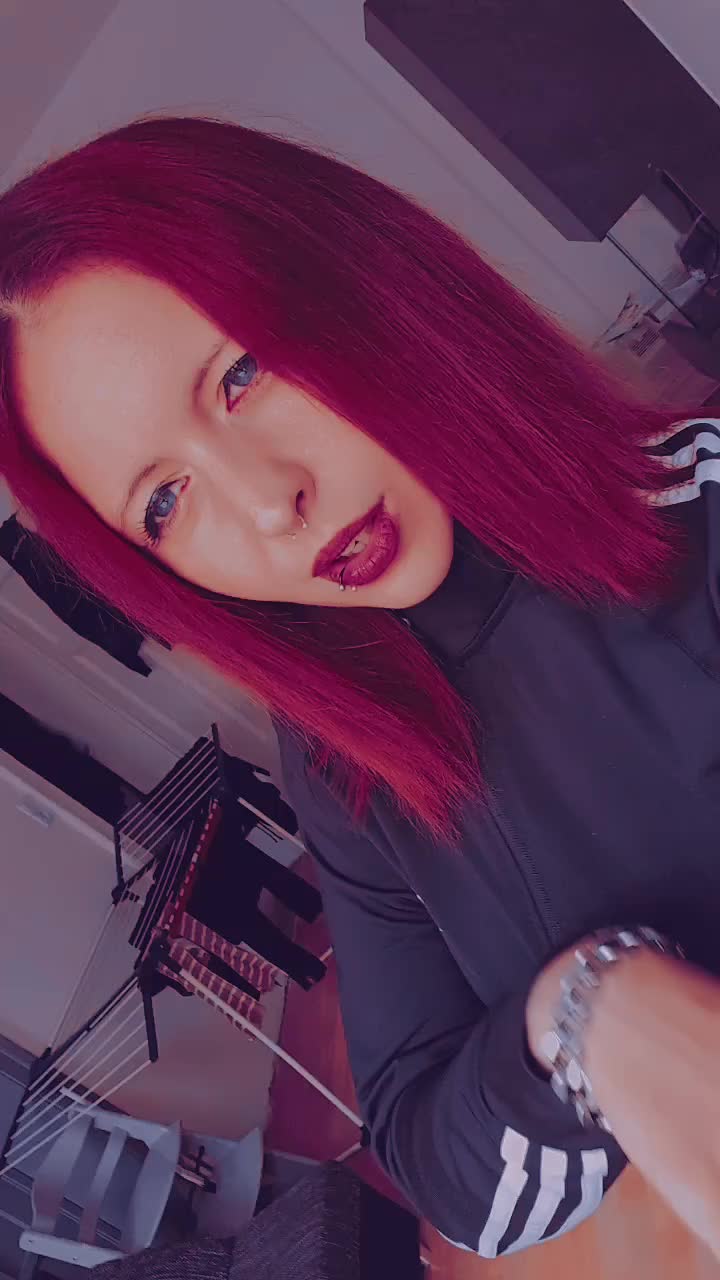 @👑𝖘𝖆𝖗𝖆𝖍👑