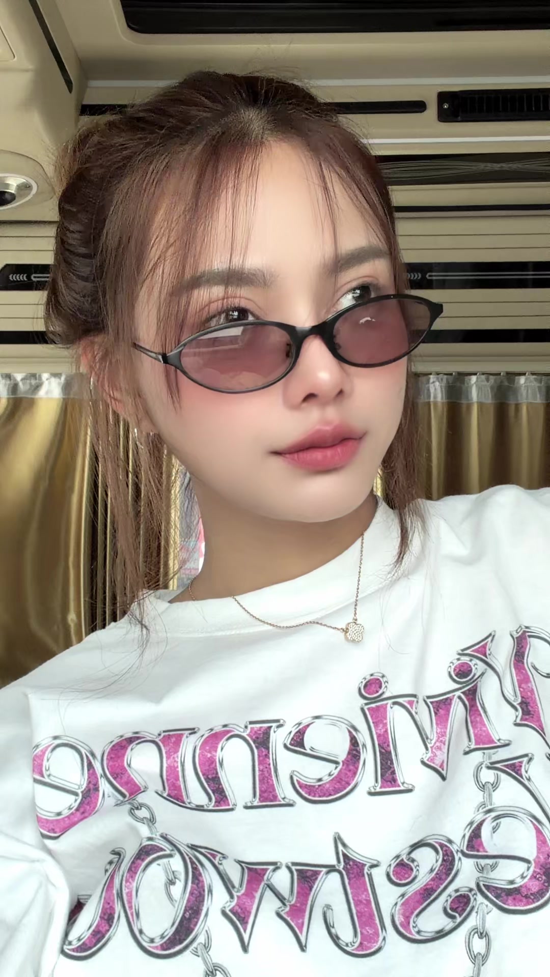 @น้ำแข็ง ทิพวรรณ (ช่องจริง)