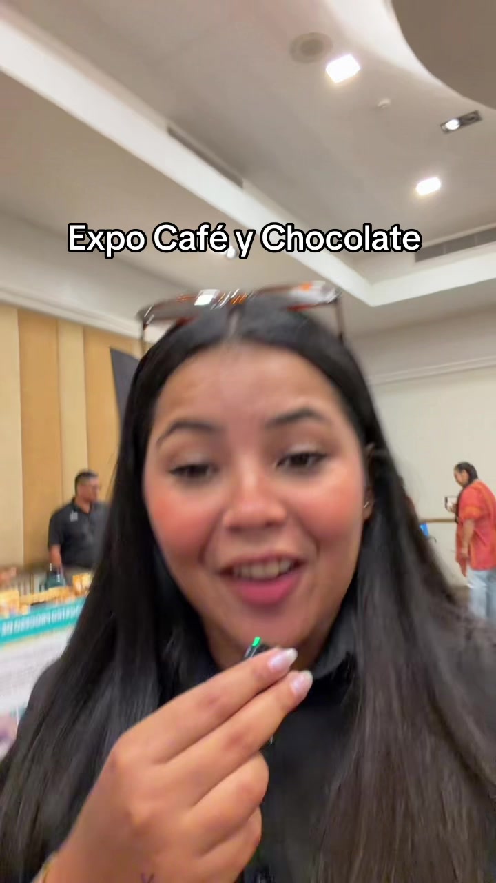 @CelinaMina1999