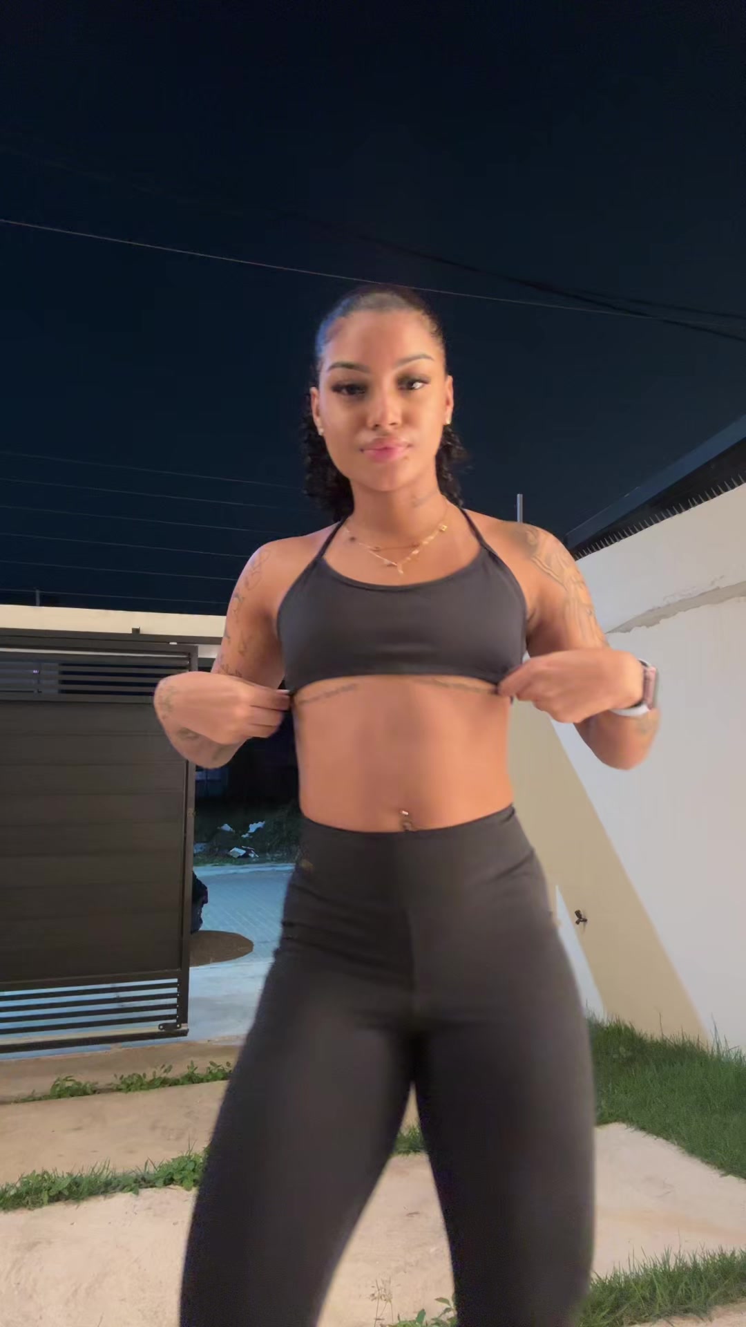 @Lara