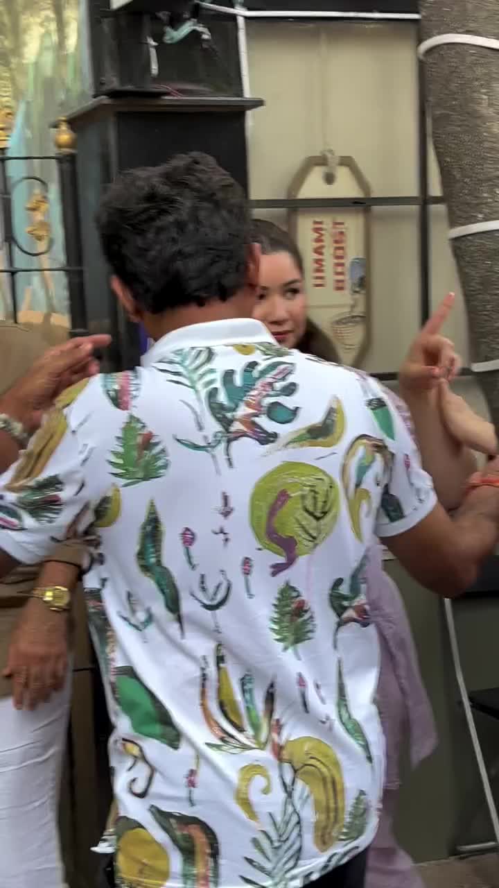@Sara Tendulkar