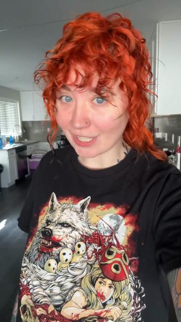 @lainabearknee
