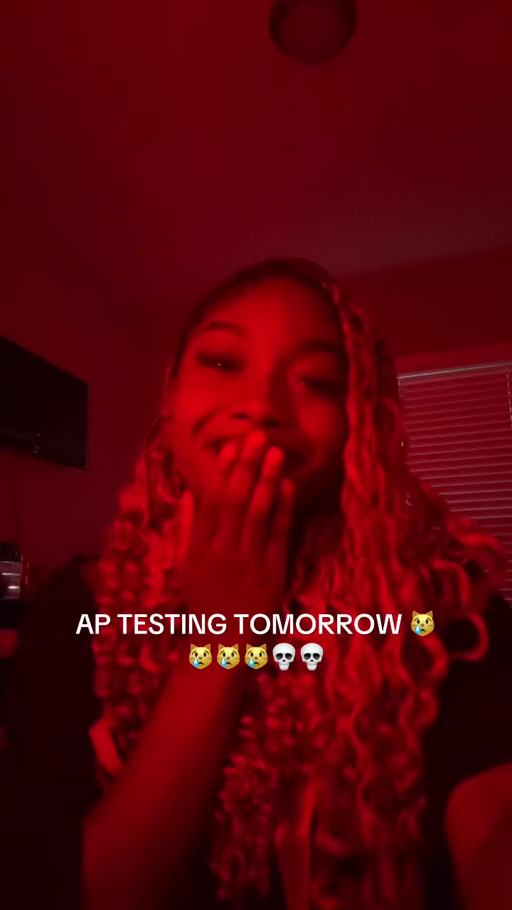 @roxiereneeee