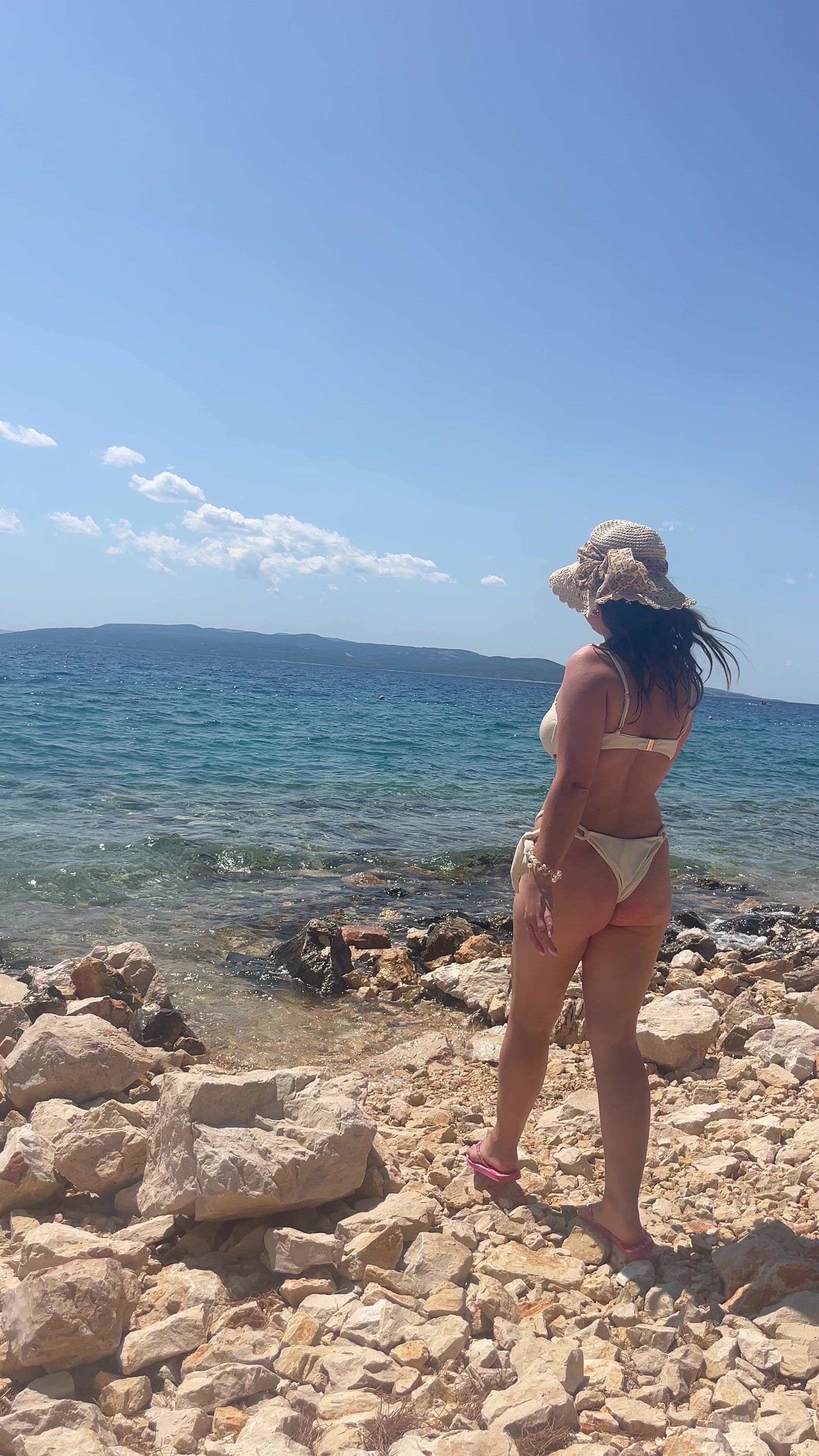 @Вікторія
