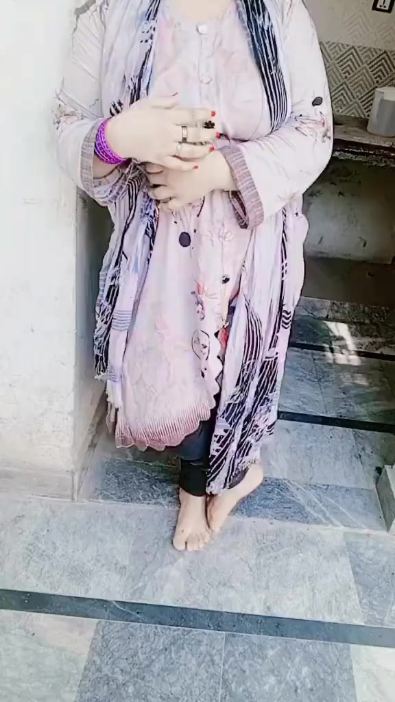 @Aliza Khatak