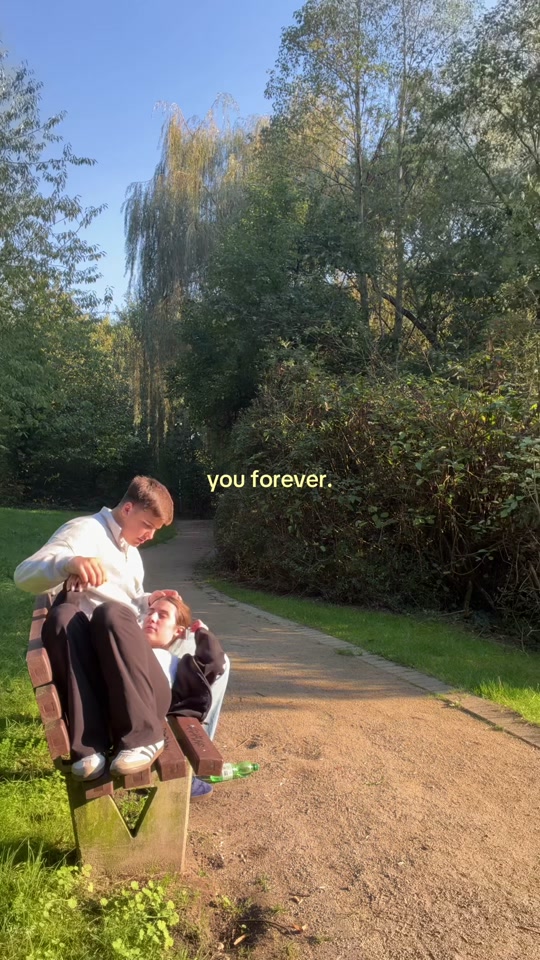 @𝘭𝘢𝘶𝘳𝘢