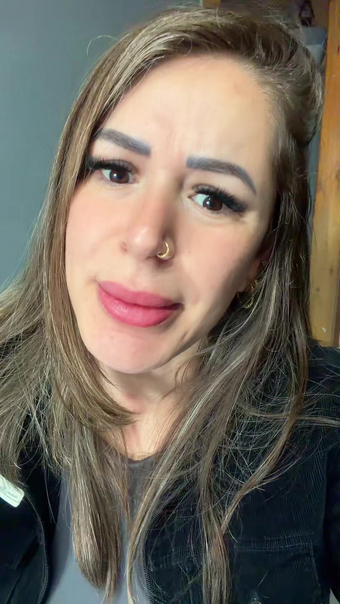 @Viviane