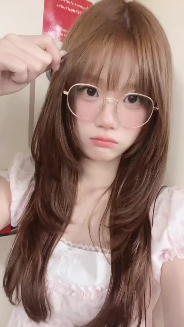 @babyyjeenee