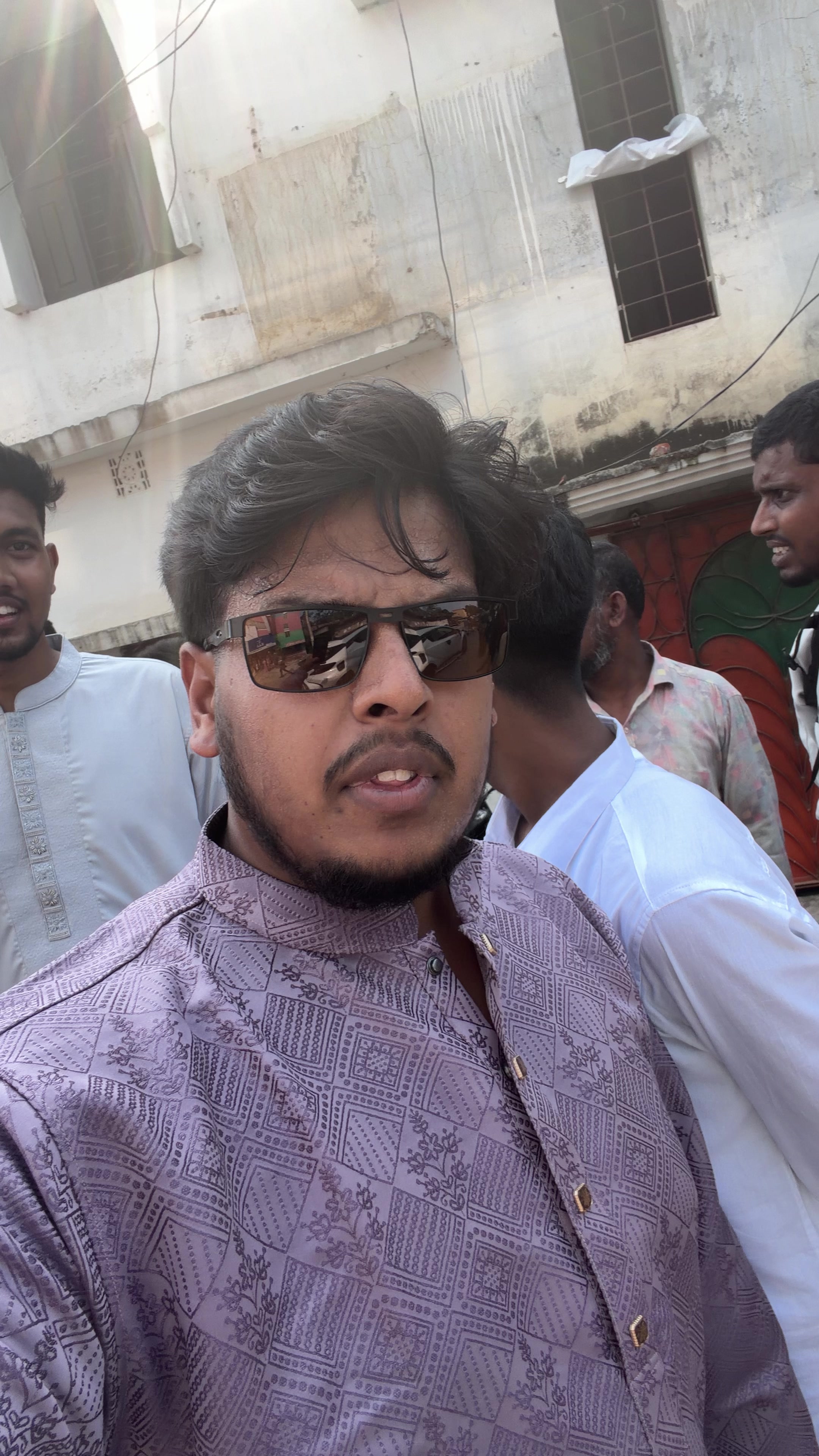 @đĨTarik Bro - āϤāĻžāϰāĻŋāĻ āĻāĻžāĻđĨ