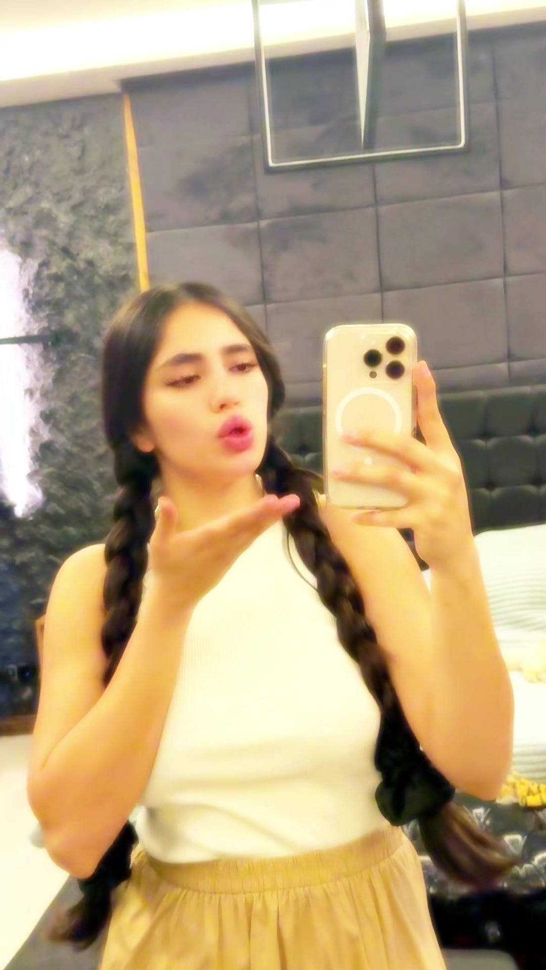 @shiva.mahdavii