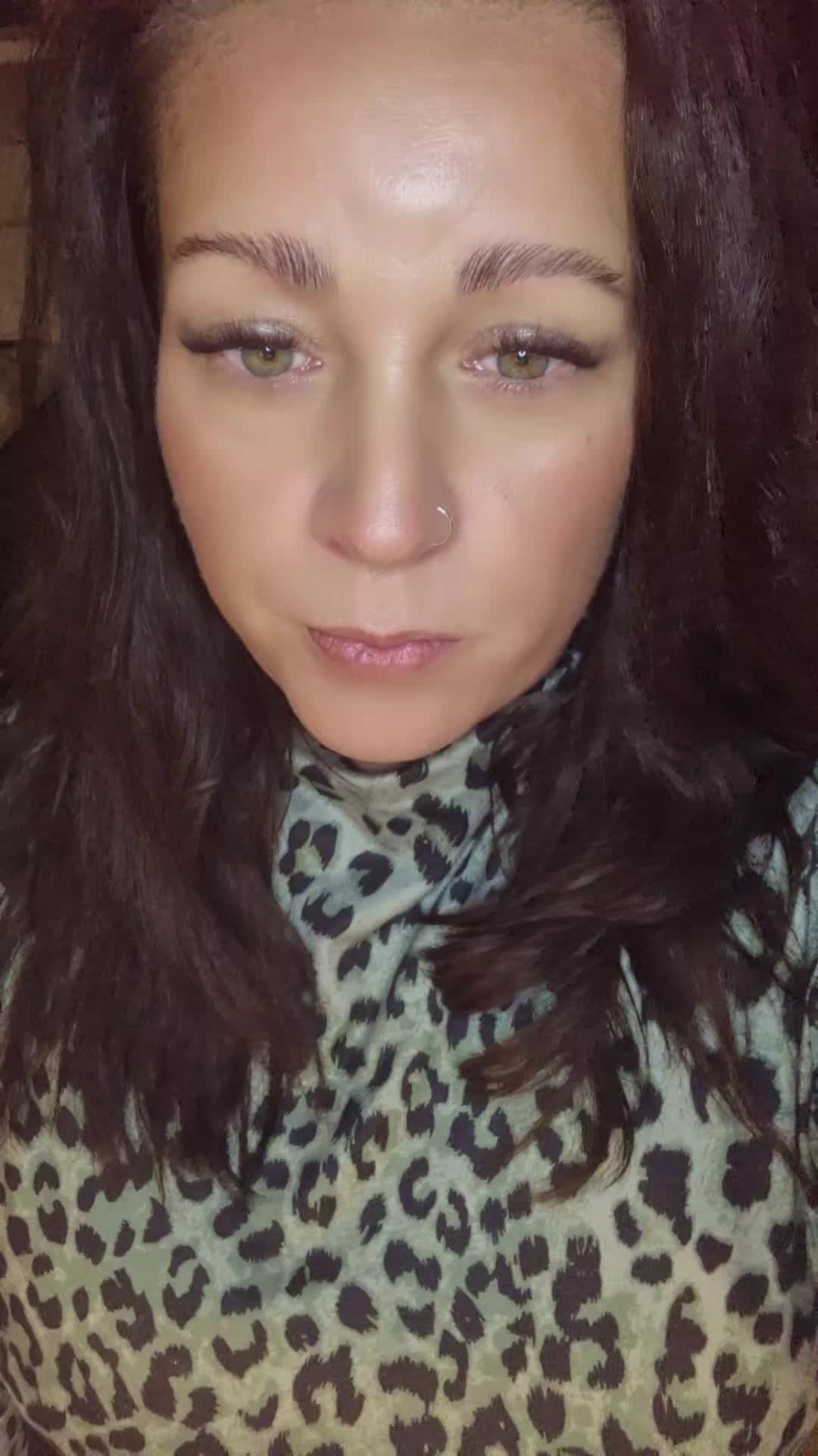 @D