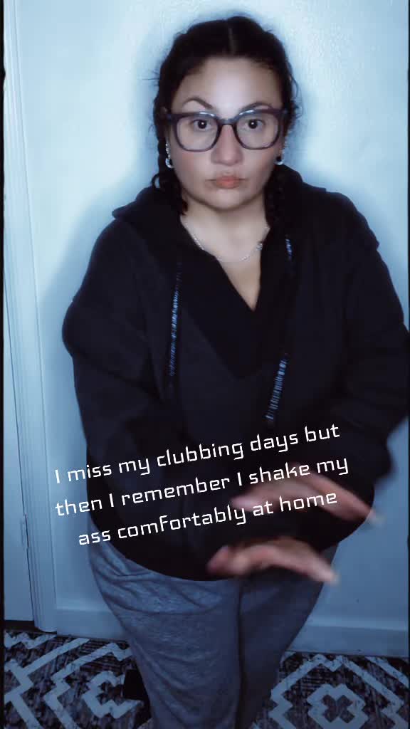 @grandmashark20🦈