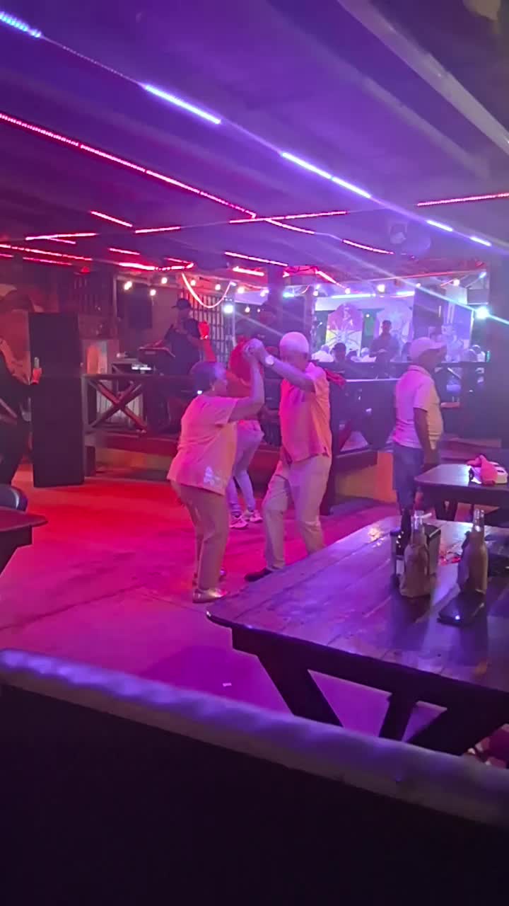@elantilock ๐๐