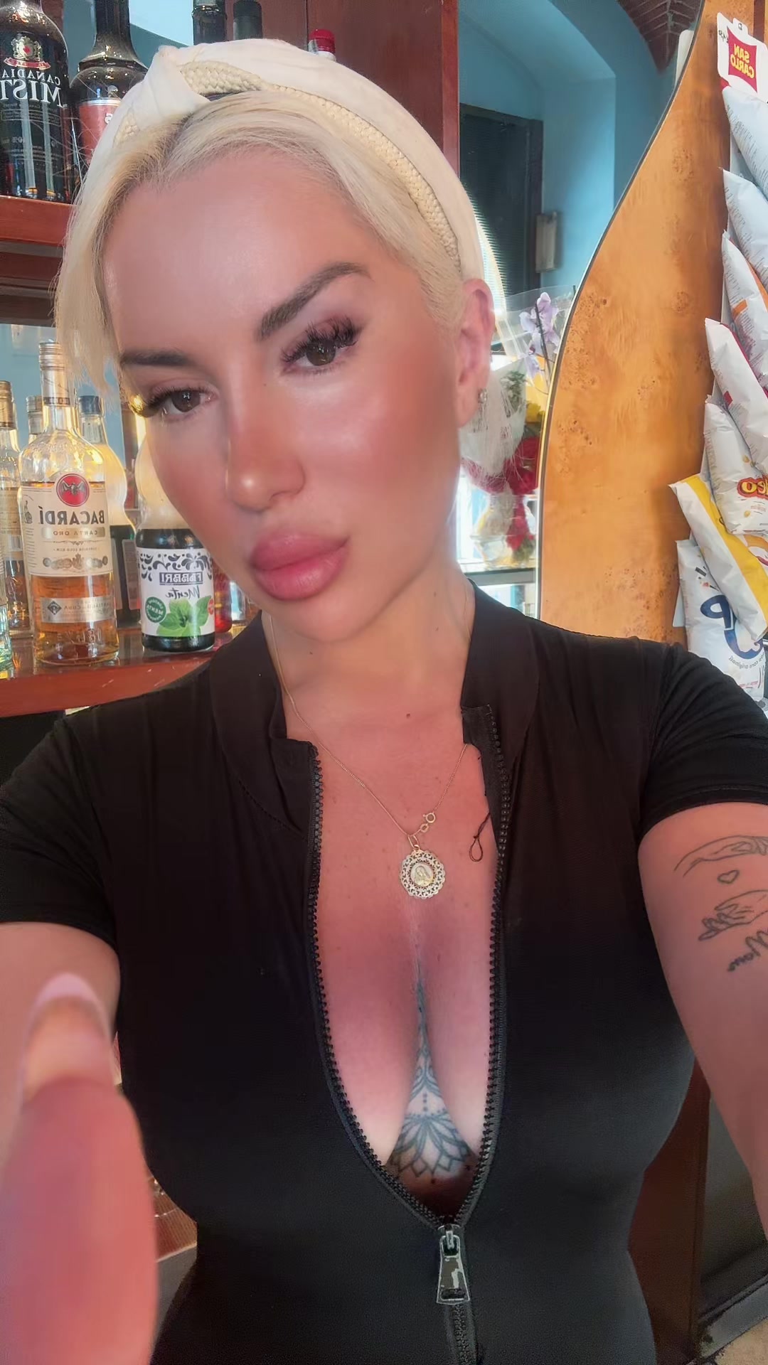 @Ela _entela