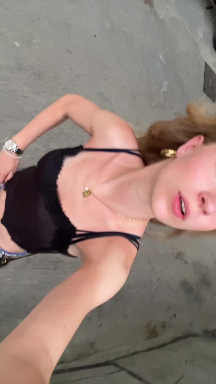 @Luise