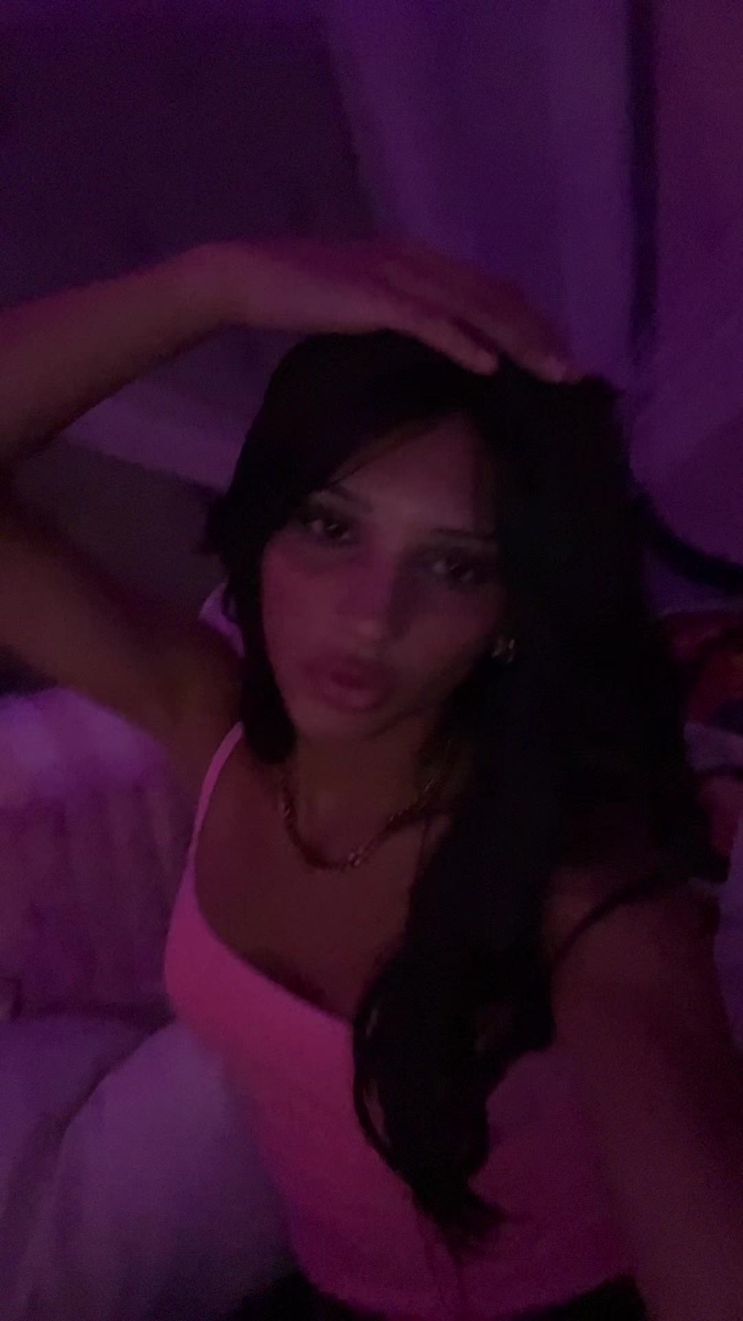 @😊