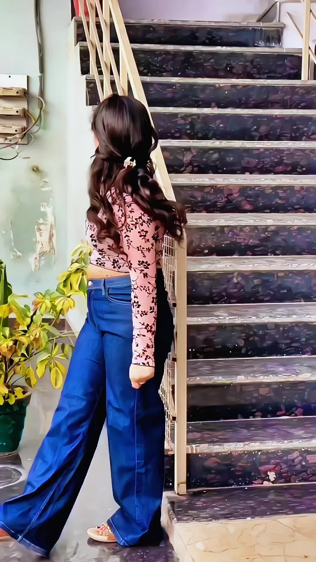 @𝘿𝘼𝙉𝙄_𝙃𝙐𝙉🤍