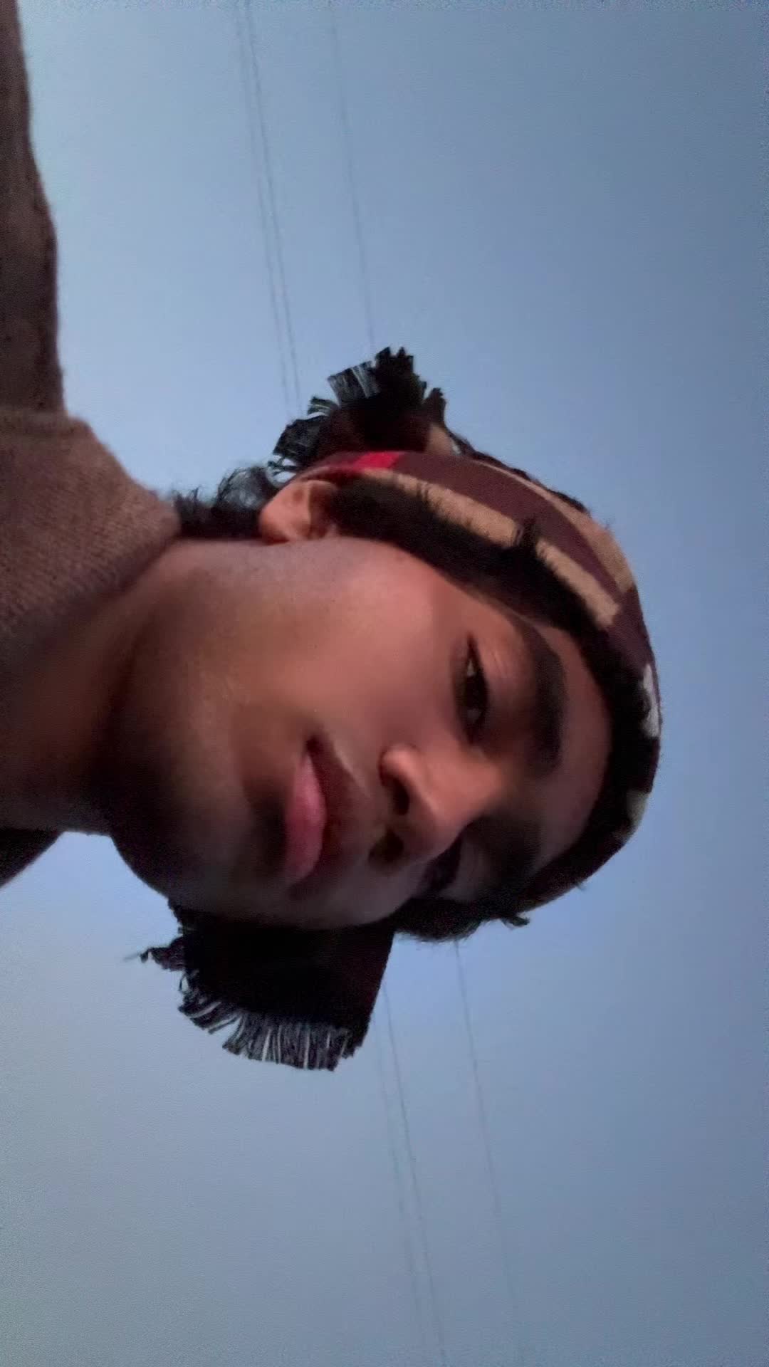 @nundhaa