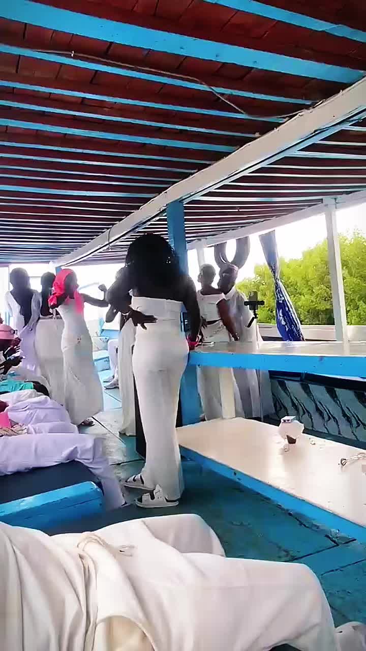 @ML’s Boat