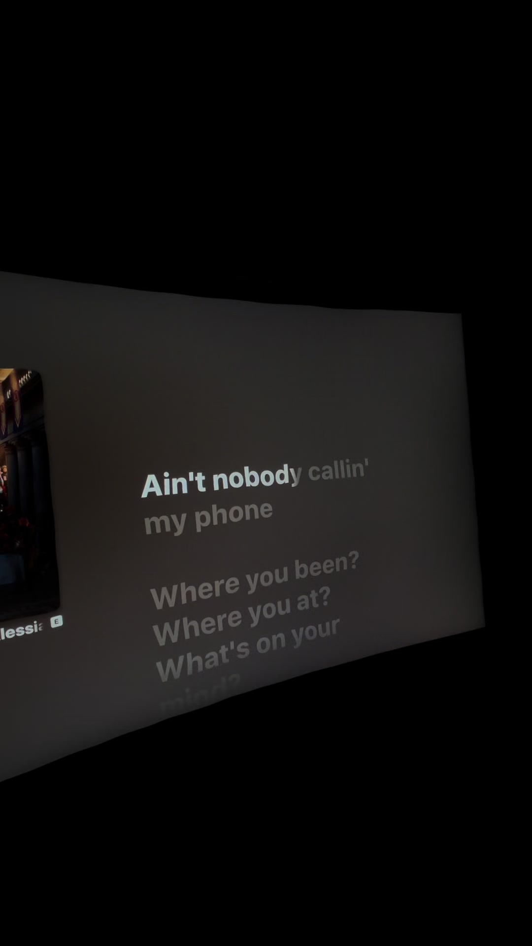 @🎧