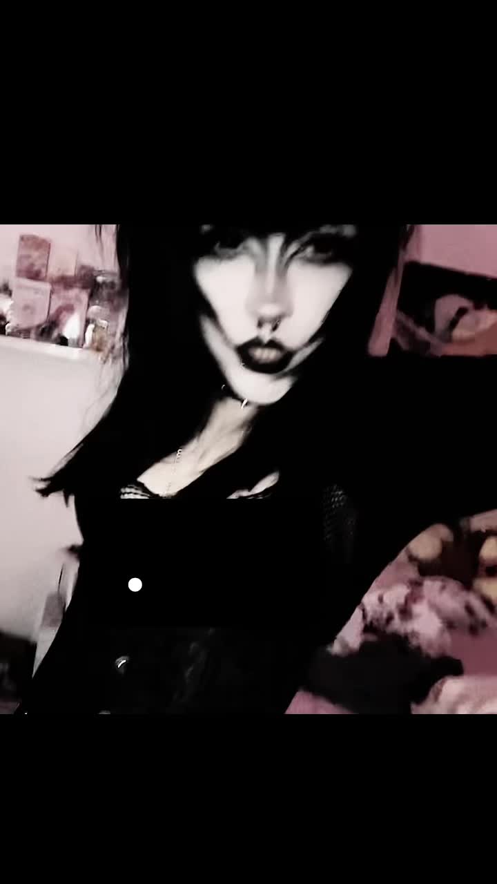 @HayHay•~•
