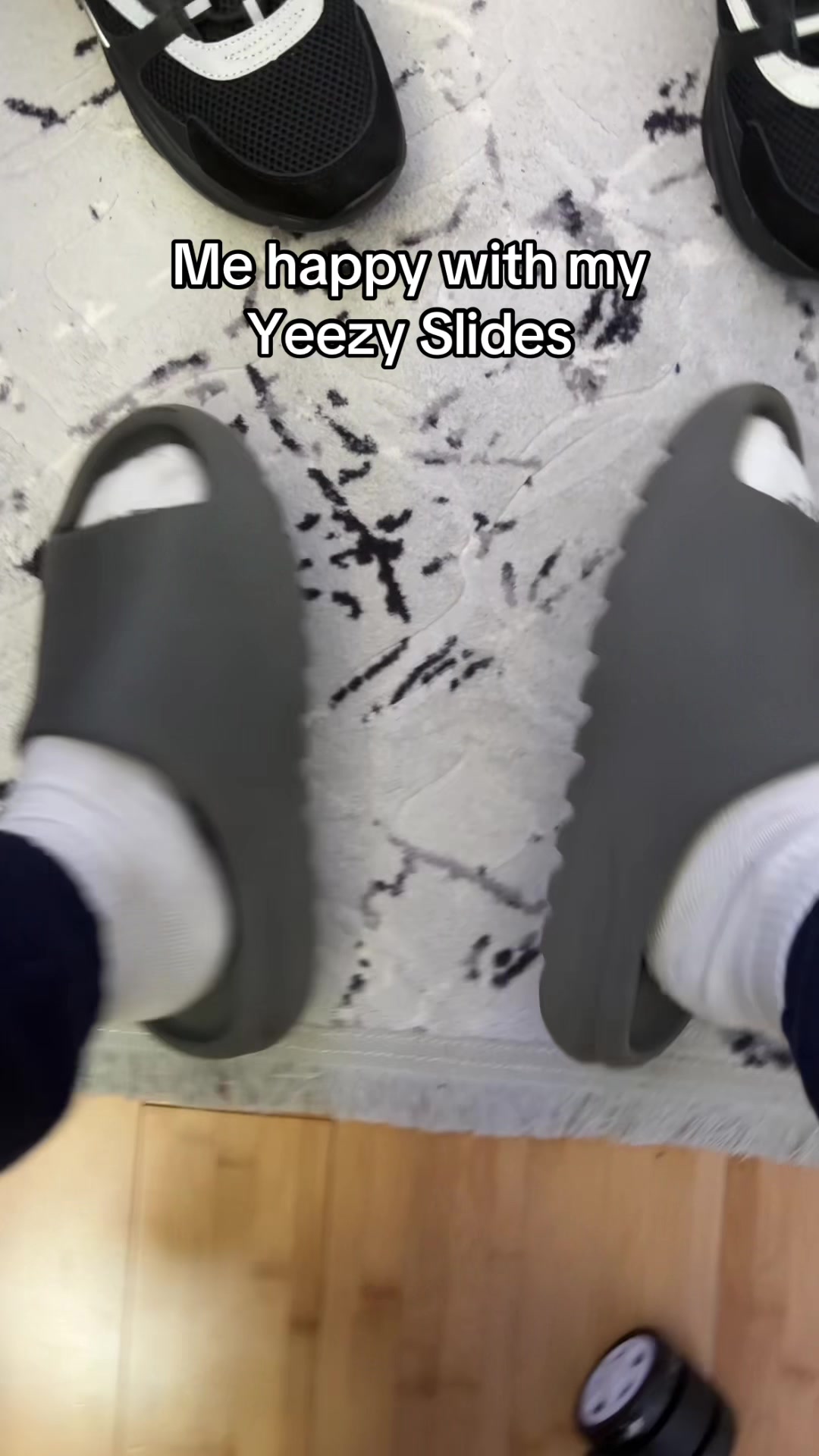 @Luh Sneakerhead