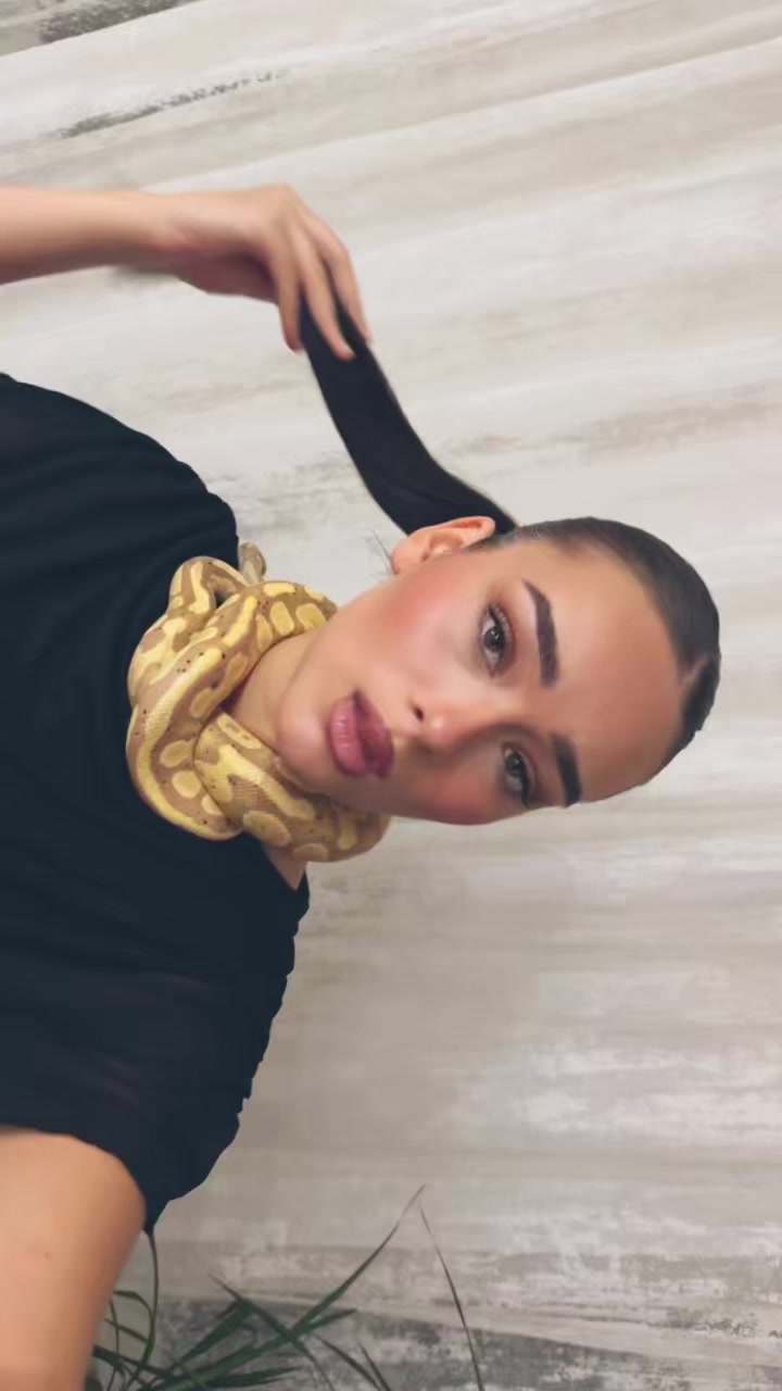 @MM