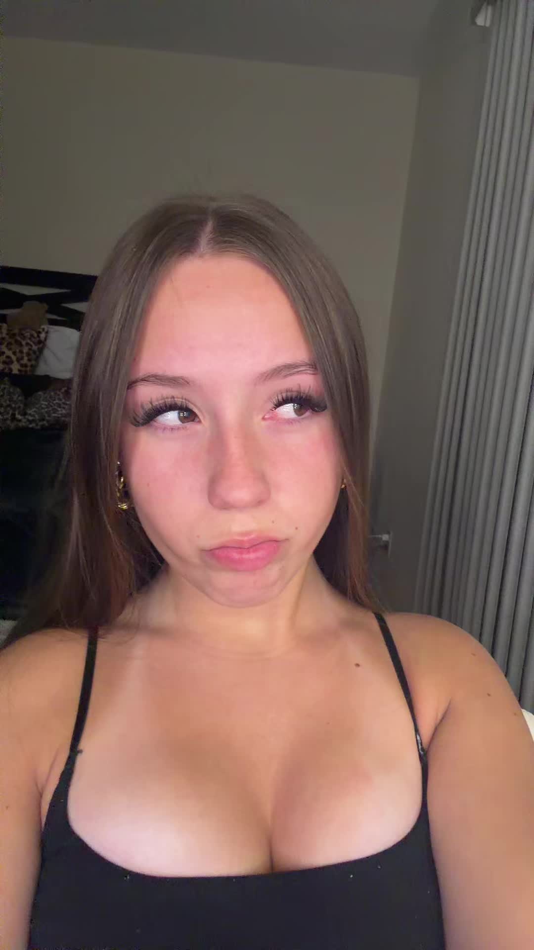 @…
