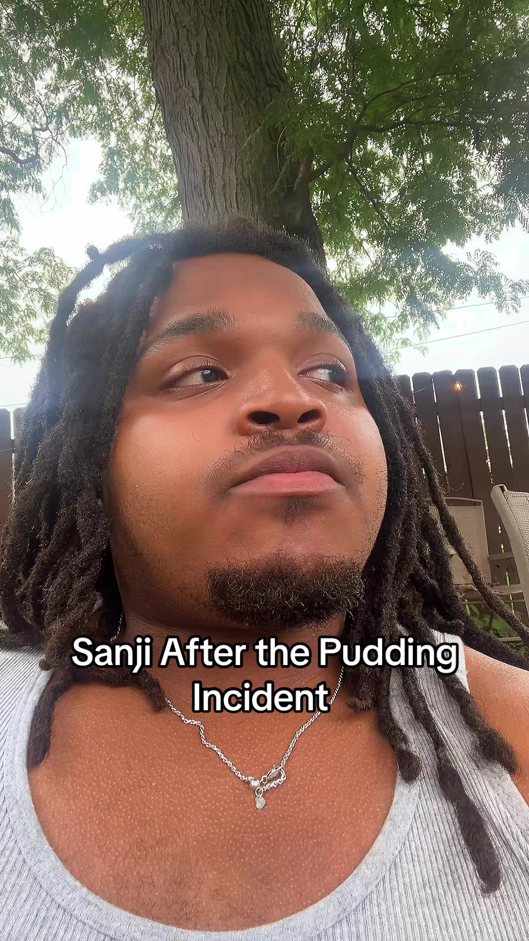 @Que