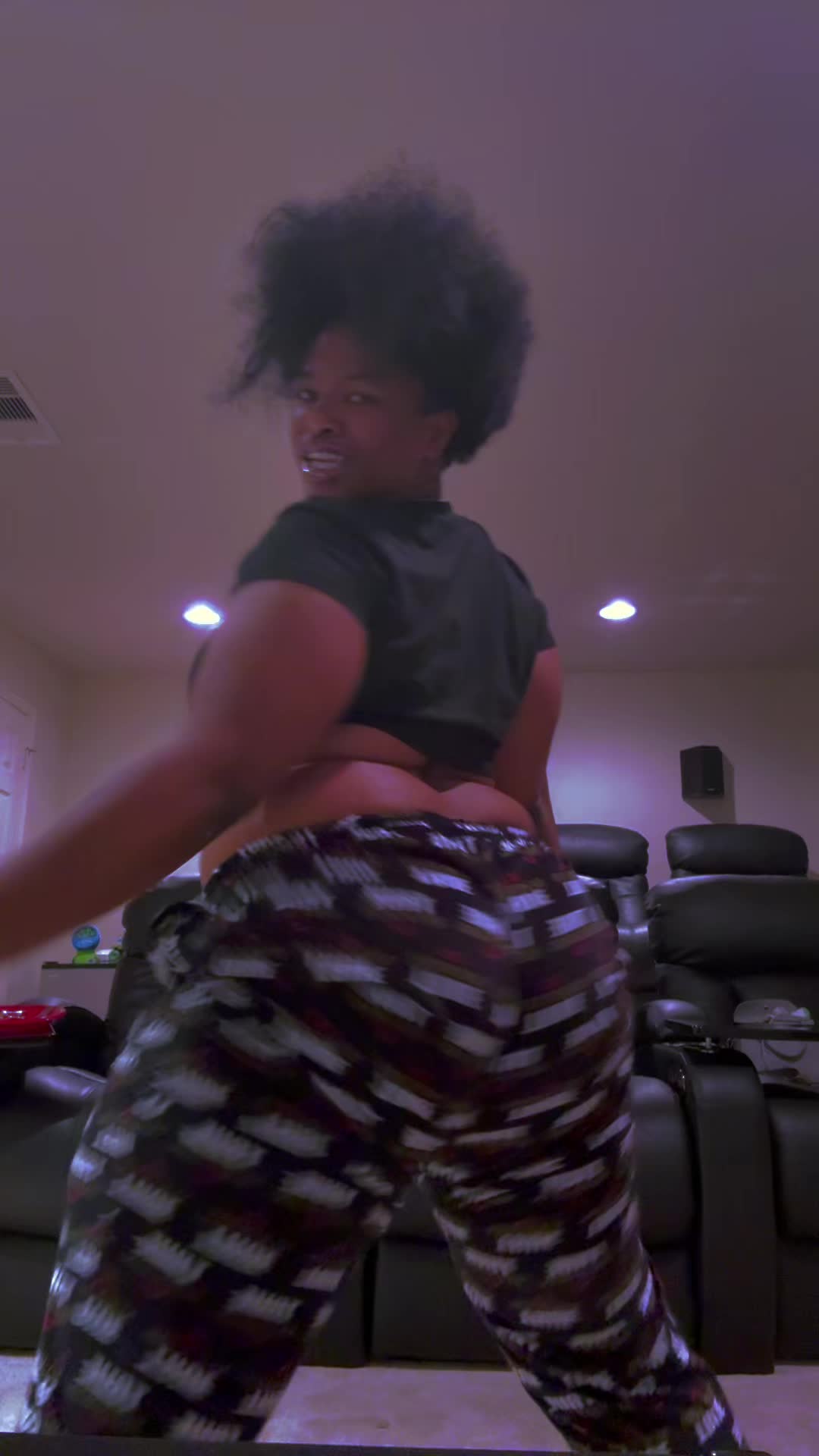 @yeahimtyeshae