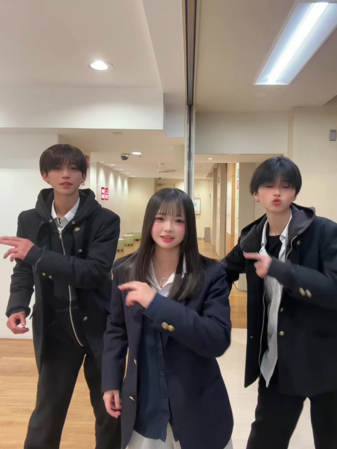 @りんら