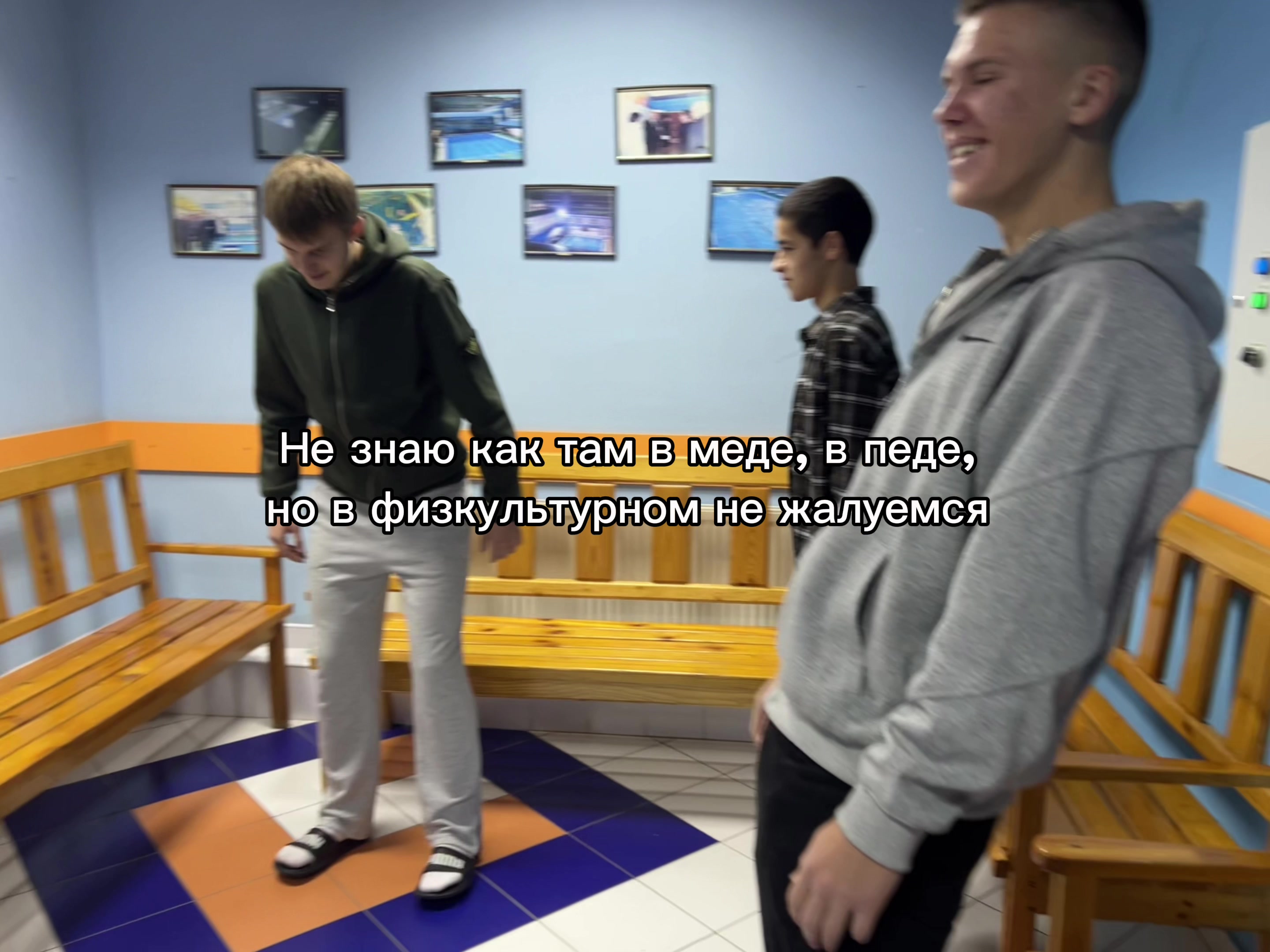@D.🥷